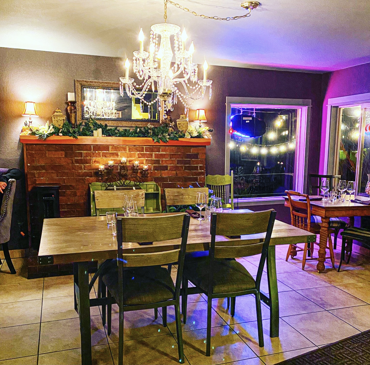 Lynne Hopper & Eisha Hopper Neah-Kah-Nie Bistro – Culinary Treasure Podcast Episode 78 by Steven Shomler 