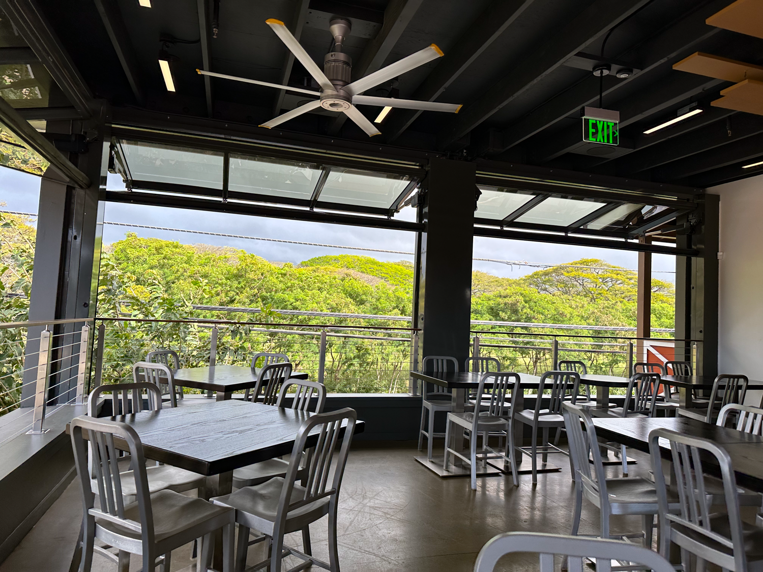 Friendly Waves Restaurant