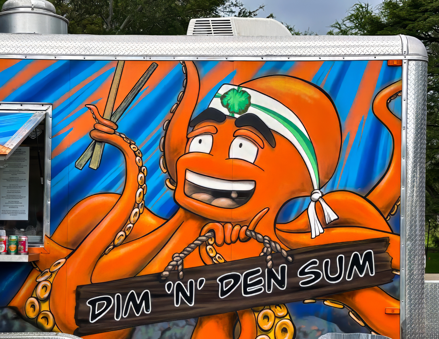 Dim 'N' Den Sum Food Truck Kauai