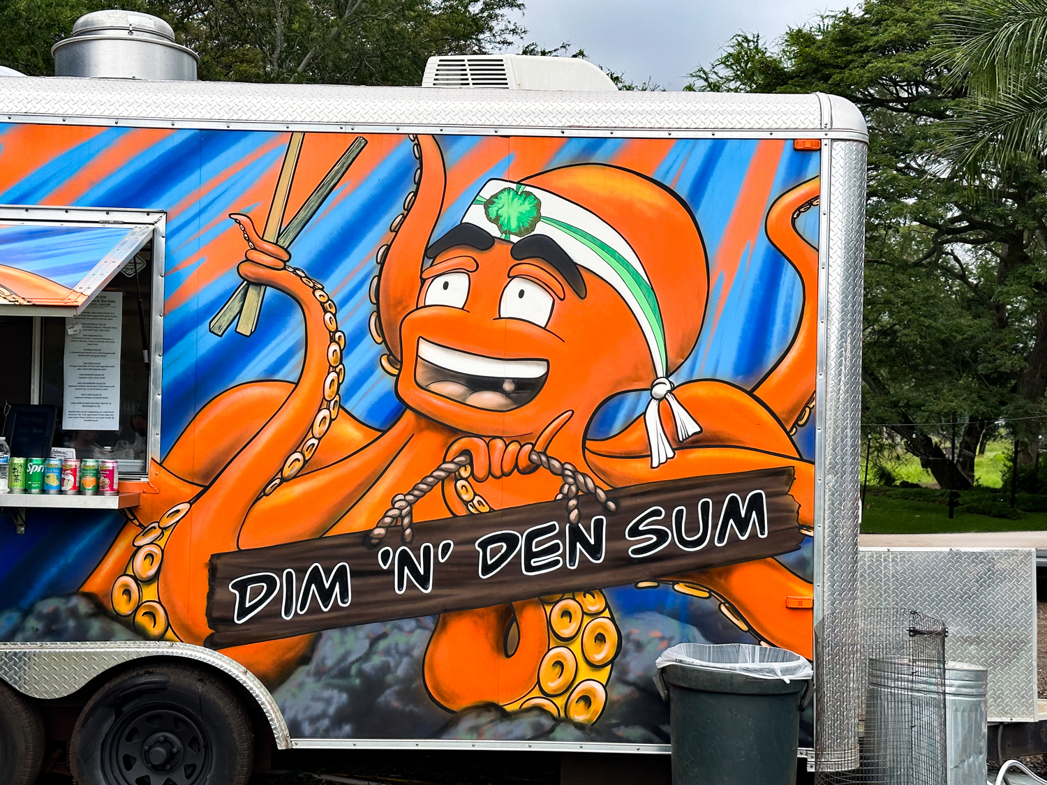 Dim 'N' Den Sum Food Truck Kauai