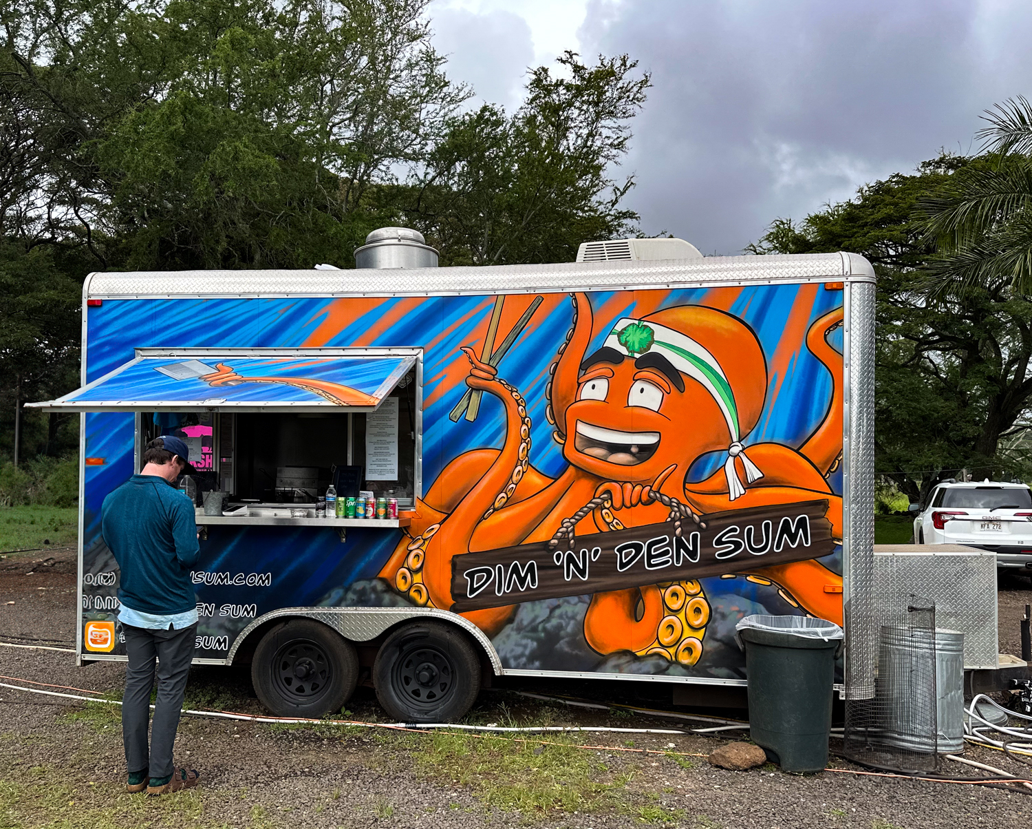 Dim 'N' Den Sum Food Truck Kauai