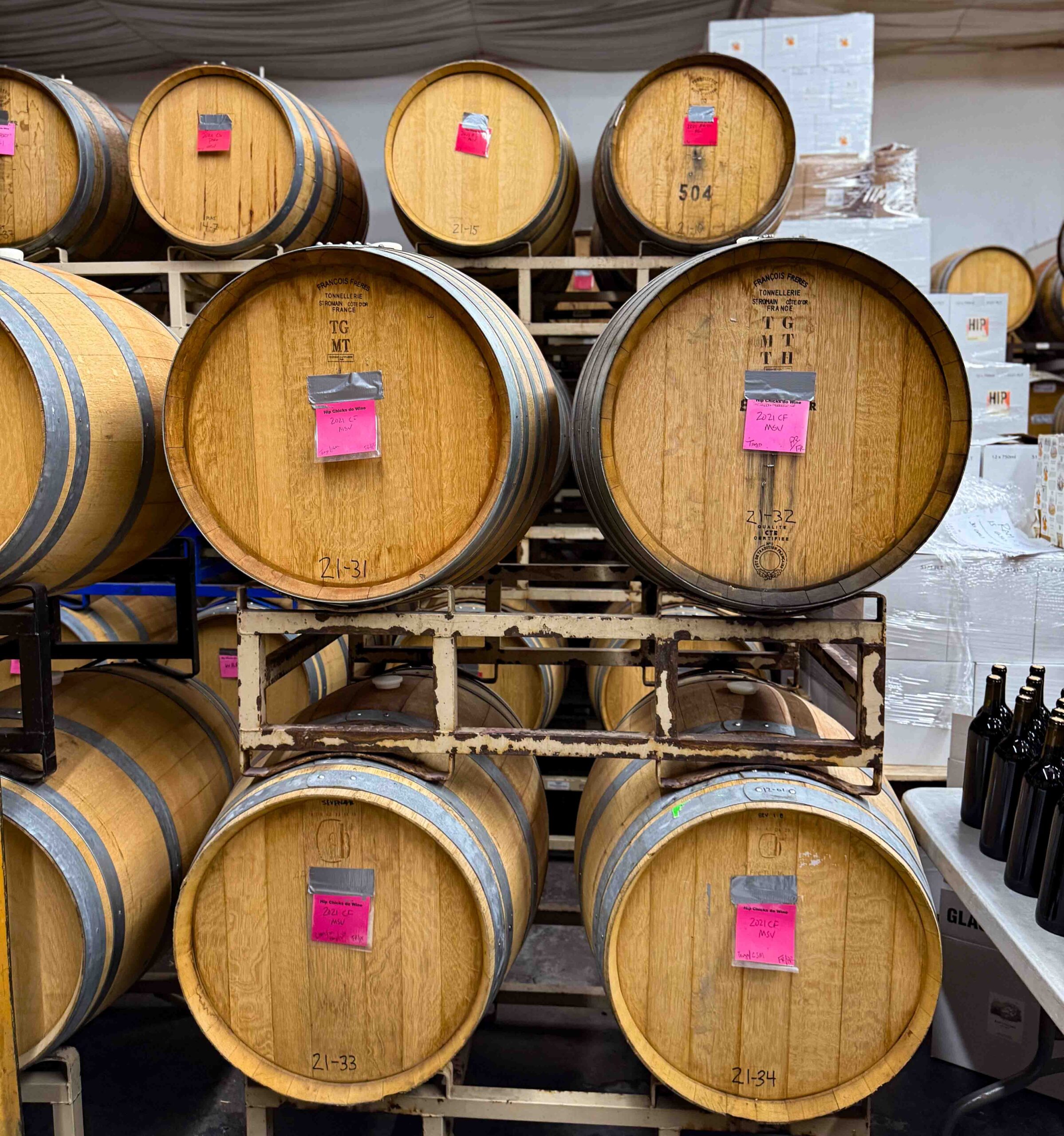Hip Chicks do Wine Barrel
